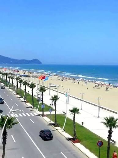 Plage et littoral autour de Martil